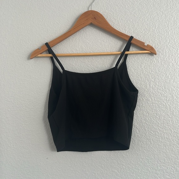 Shein Cropped Black Tank Top - Picture 4 of 4